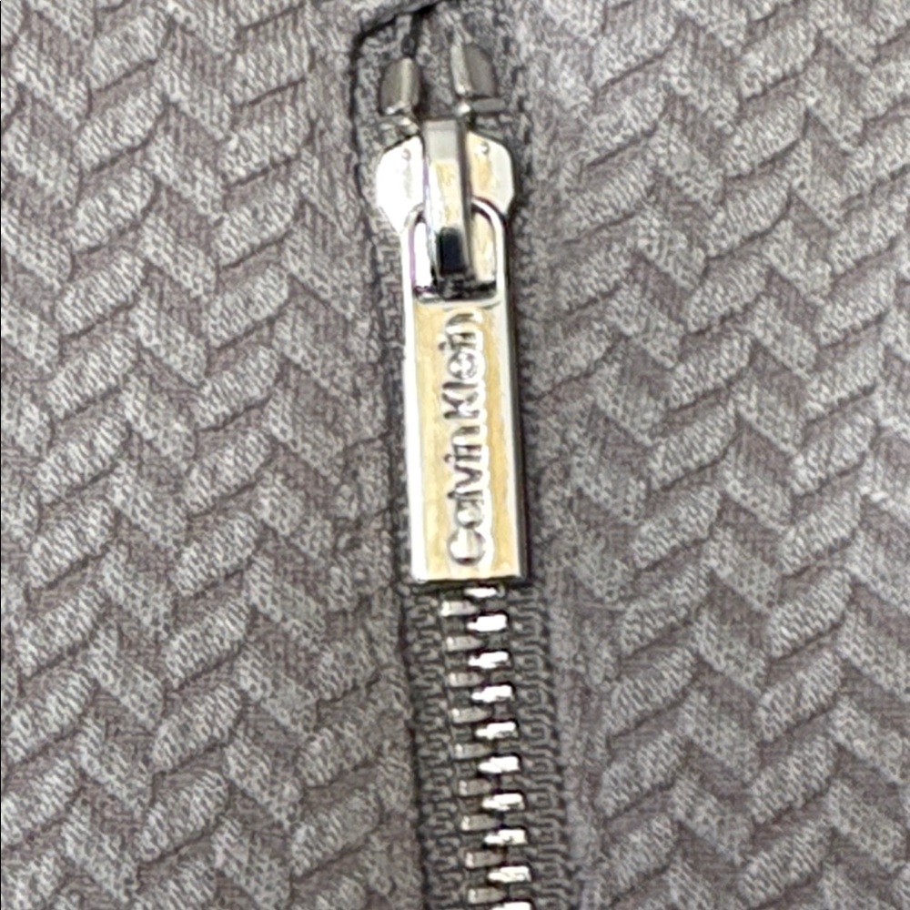 NWT Light Gray Calvin Klein jacket, absolutely no flaws. - Picture 7 of 10